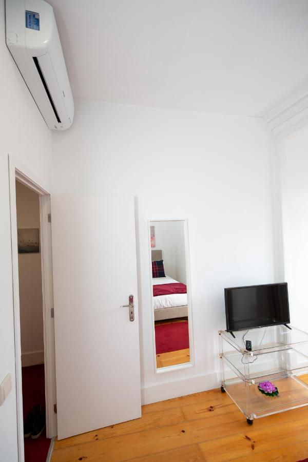 Inn-Chiado Boulevard Guest House Lissabon Buitenkant foto