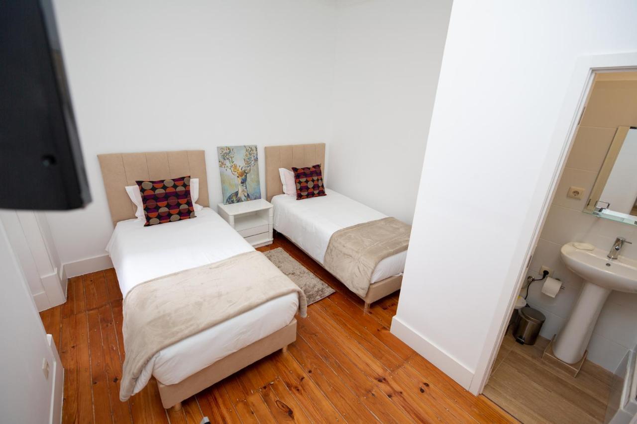 Inn-Chiado Boulevard Guest House Lissabon Buitenkant foto