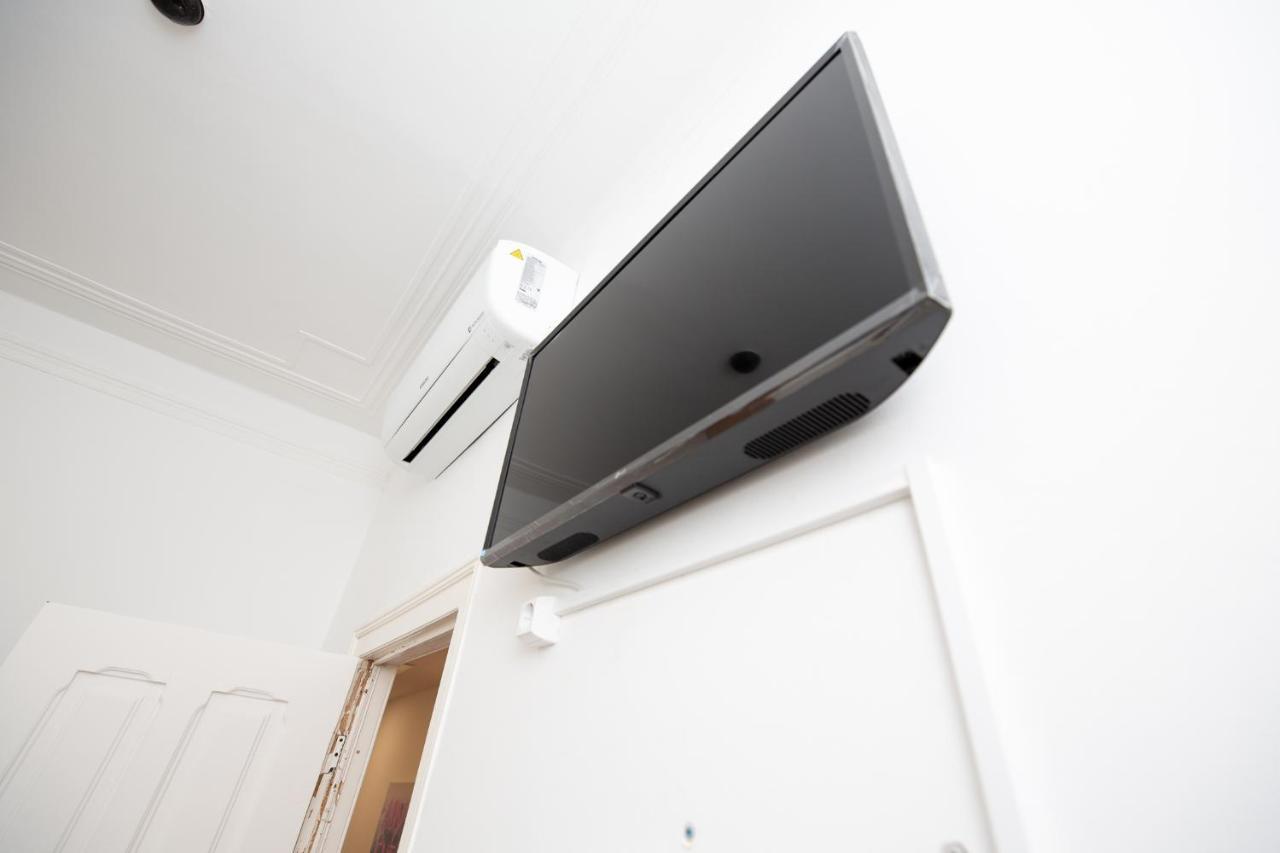 Inn-Chiado Boulevard Guest House Lissabon Buitenkant foto