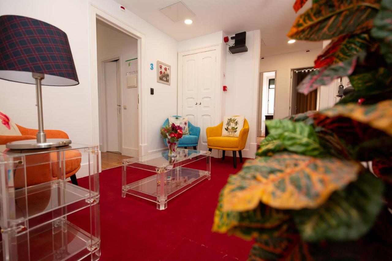 Inn-Chiado Boulevard Guest House Lissabon Buitenkant foto