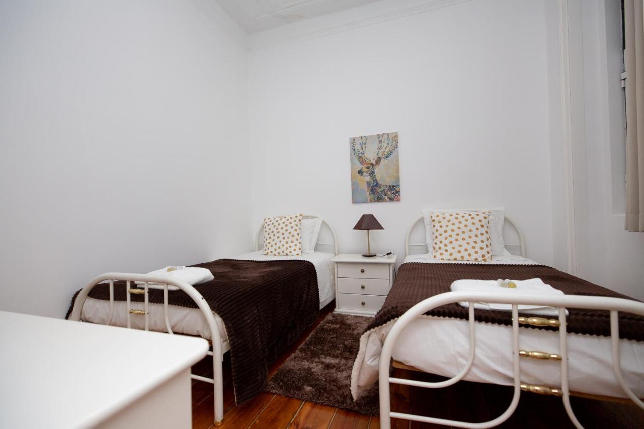 Inn-Chiado Boulevard Guest House Lissabon Buitenkant foto